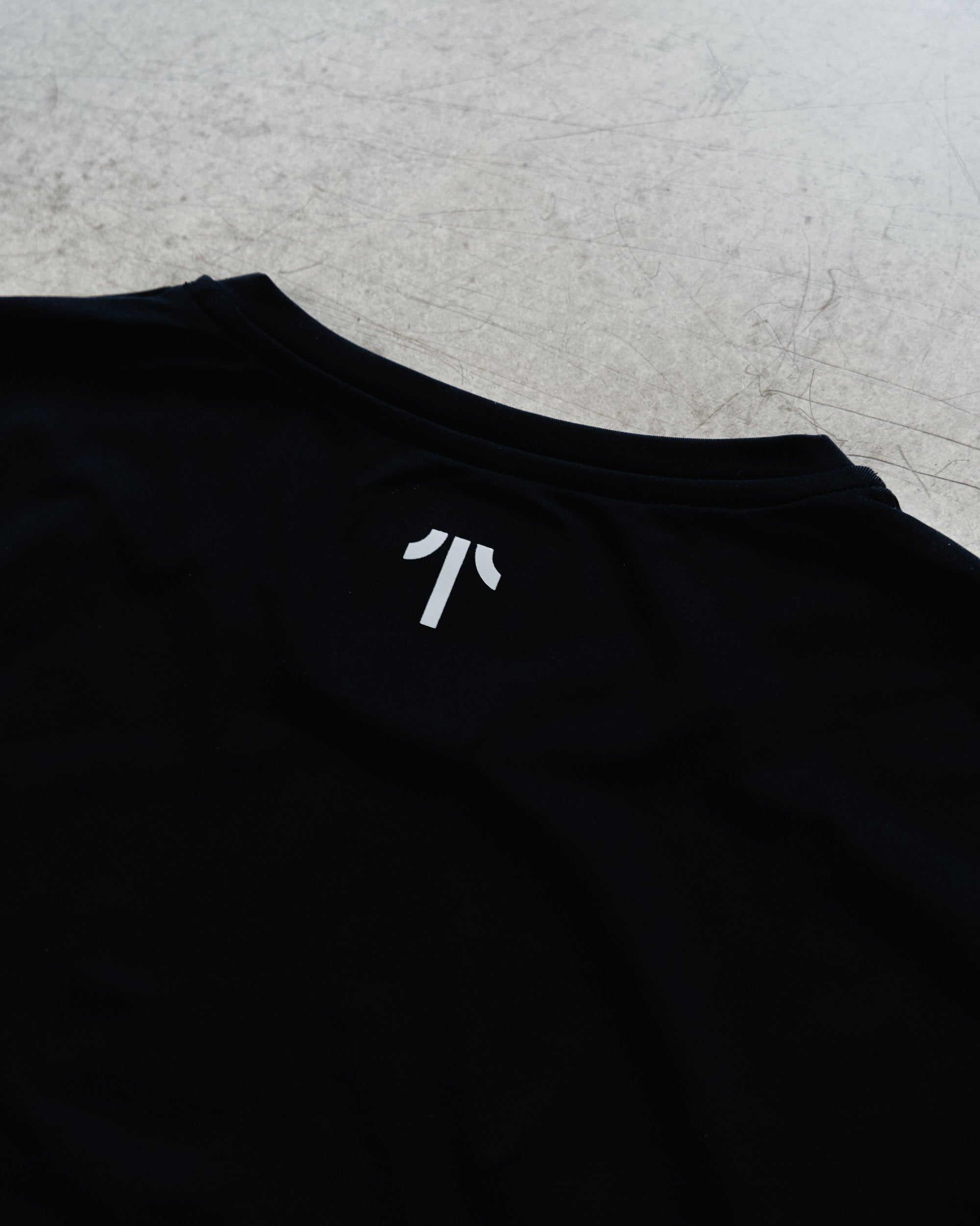 A close up of the TOQO longsleeve shirt